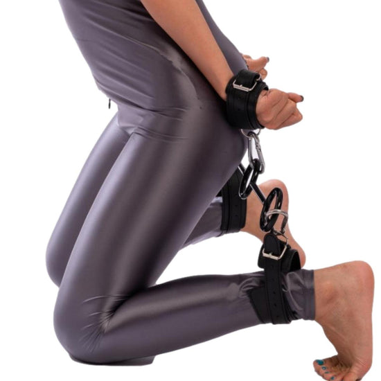 THORN GARDEN™ Metal Spreader Bar with Leather Cuffs - Free Shipping