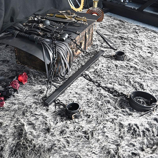 THORN GARDEN™ bdsm metal Spreader Bar with free cuffs and free shipping