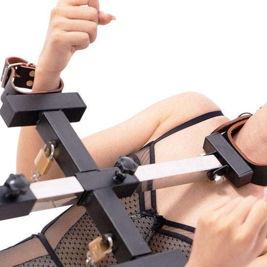 THORN GARDEN™ Hand, foot and neck integrated restraint device free shipping