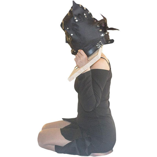 THORN GARDEN™ Wooden Bondage Wooden shackle integrated with hand and neck