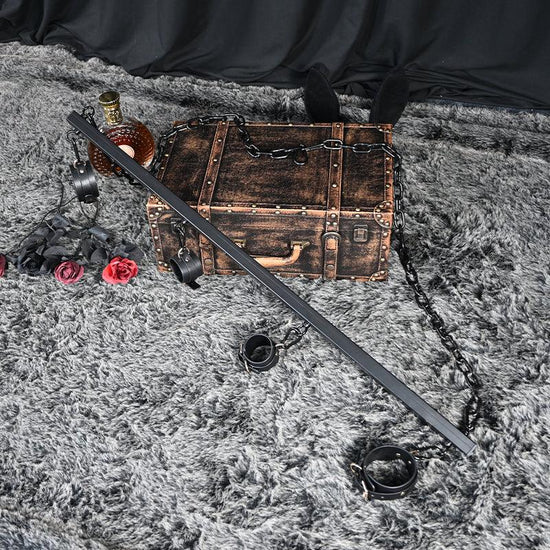 THORN GARDEN™ bdsm metal Spreader Bar with free cuffs and free shipping