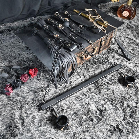 THORN GARDEN™ bdsm metal Spreader Bar with free cuffs and free shipping