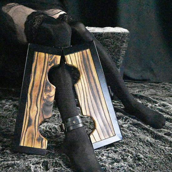 THORN GARDEN™ wooden ankle stocks - free shipping