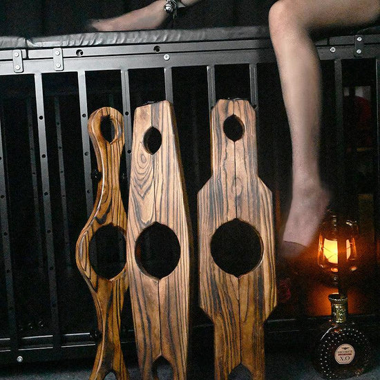THORN GARDEN™ bdsm elm pillory and free shipping