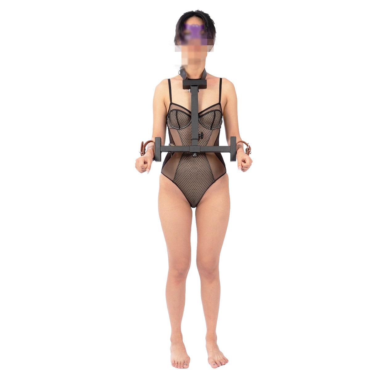 THORN GARDEN™ metal spreader bar with leather cuffs - free shipping