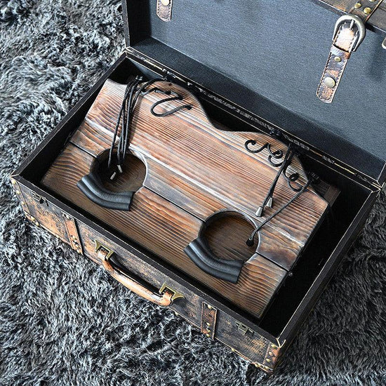 THORN GARDEN™ foot-tickling wooden pillory