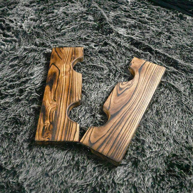 THORN GARDEN™ wooden ankle stocks - free shipping