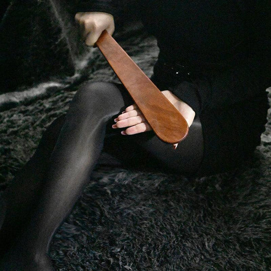 THORN GARDEN™ Solid wood round head spanking paddle free shipping