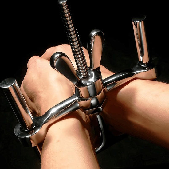 THORN GARDEN™ 0.75kg Stainless steel combination lock handcuffs with free shipping