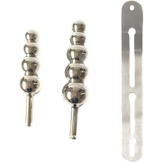 THORN GARDEN™ Women's chastity belt comes with anal plug and vaginal plug