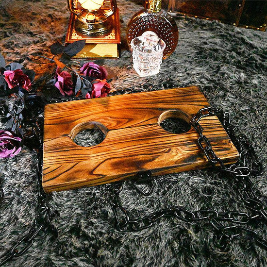 THORN GARDEN™ wooden ankle stocks - free shipping