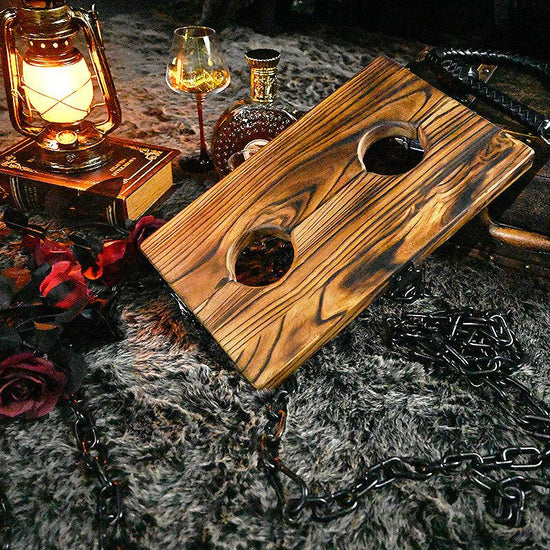 THORN GARDEN™ wooden ankle stocks - free shipping