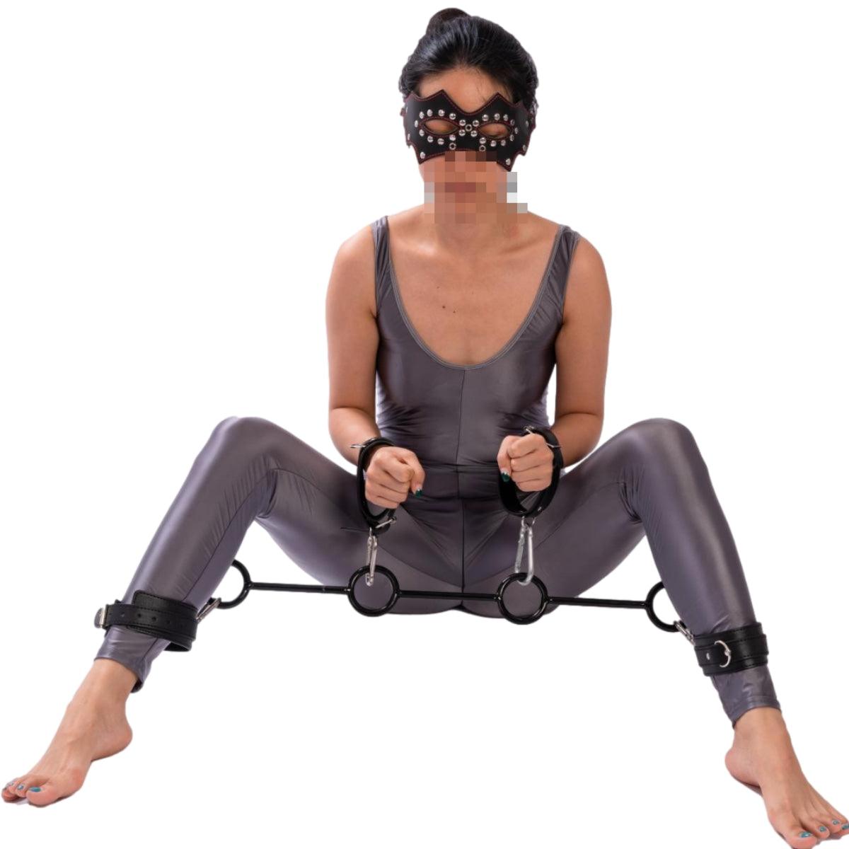 THORN GARDEN™ Metal Spreader Bar with Leather Cuffs - Free Shipping