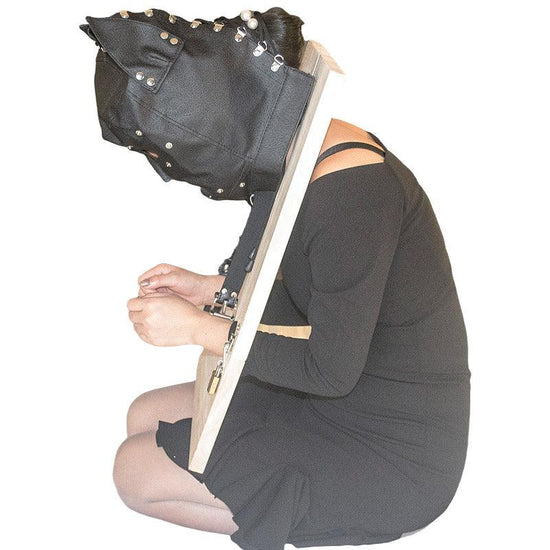 THORN GARDEN™ Wooden Bondage Classical wooden shackle