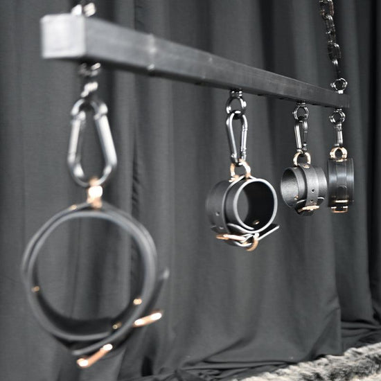 THORN GARDEN™ bdsm metal Spreader Bar with free cuffs and free shipping