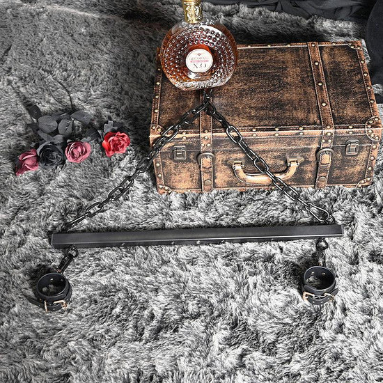 THORN GARDEN™ bdsm metal Spreader Bar with free cuffs and free shipping